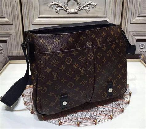 lv christopher messenger bag|louis vuitton christopher bag.